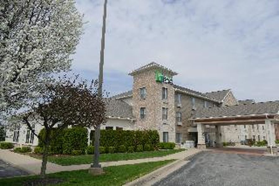 photo-1