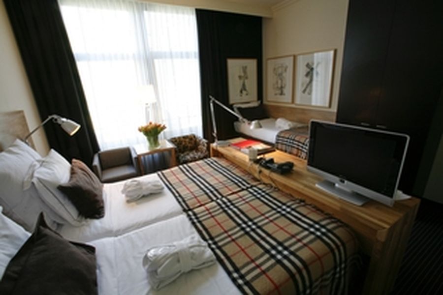 photo-1