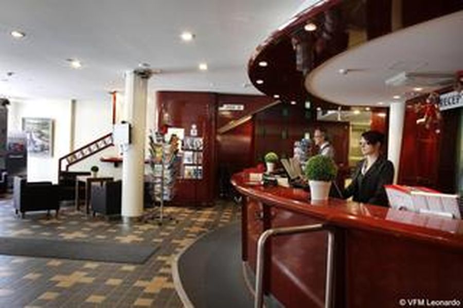 photo-0