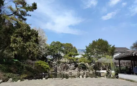Passeio noturno ao histórico Jardim Zhanyuan em Nanquim