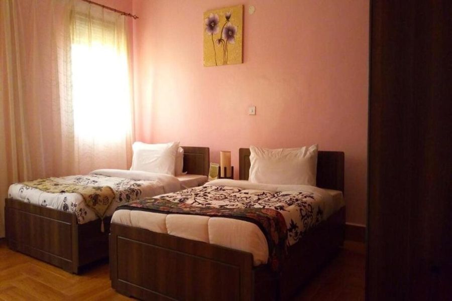 photo-0
