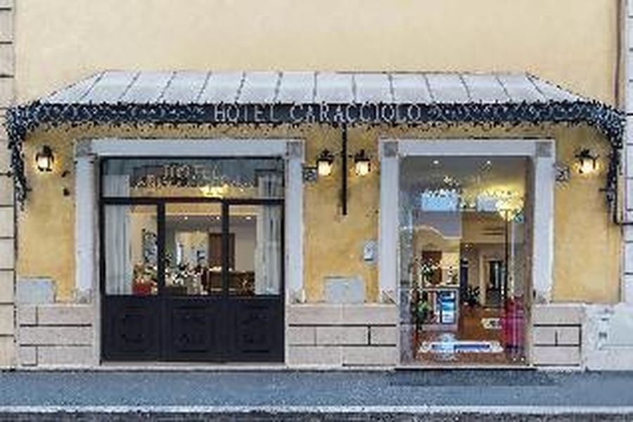photo-0