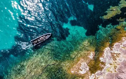Passeio de barco para o Esterel Calanques saindo de Cannes
