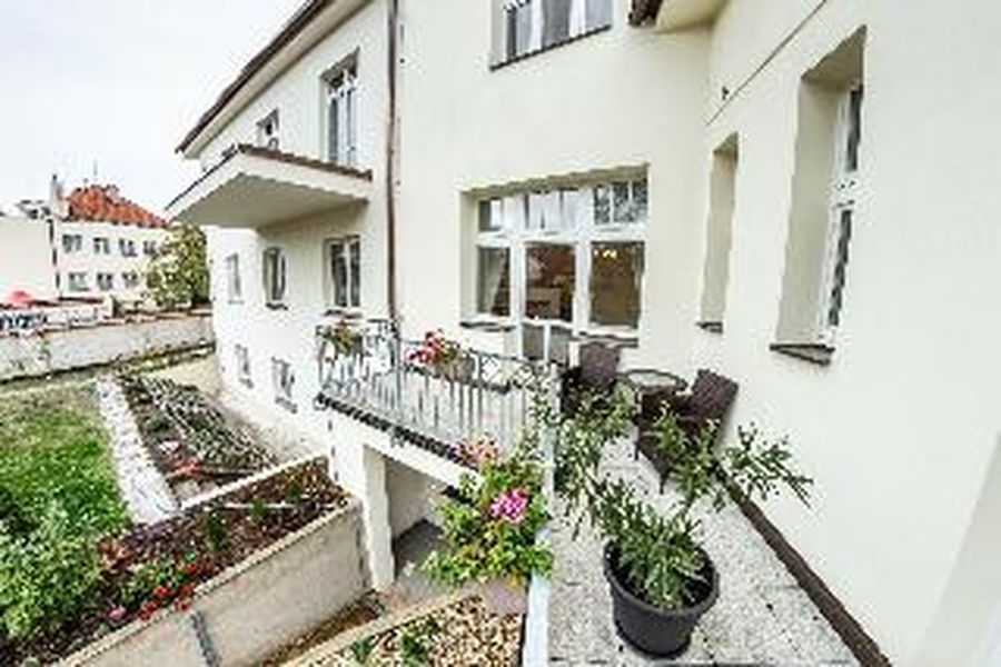 photo-1