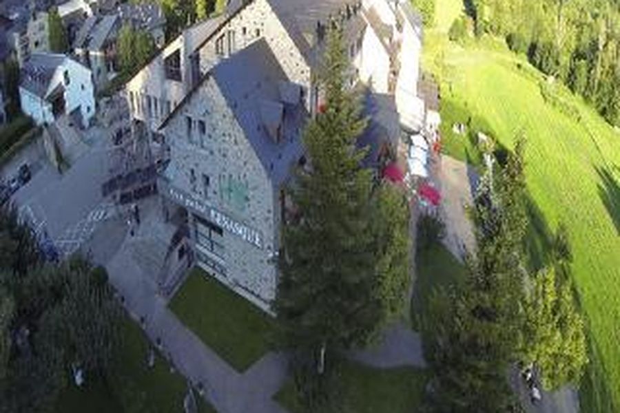 photo-1