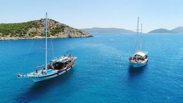 bodrum gulet boat cruise by outback yachting
