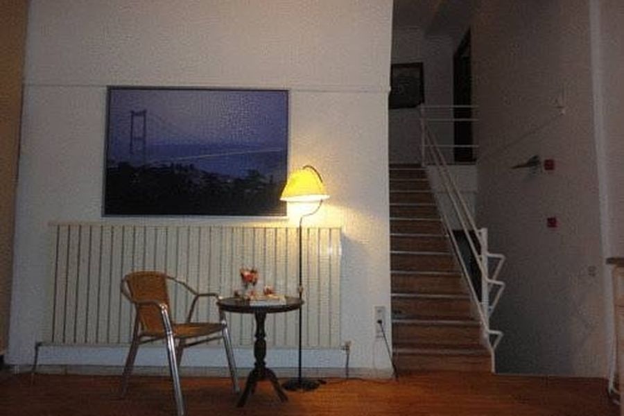 photo-0