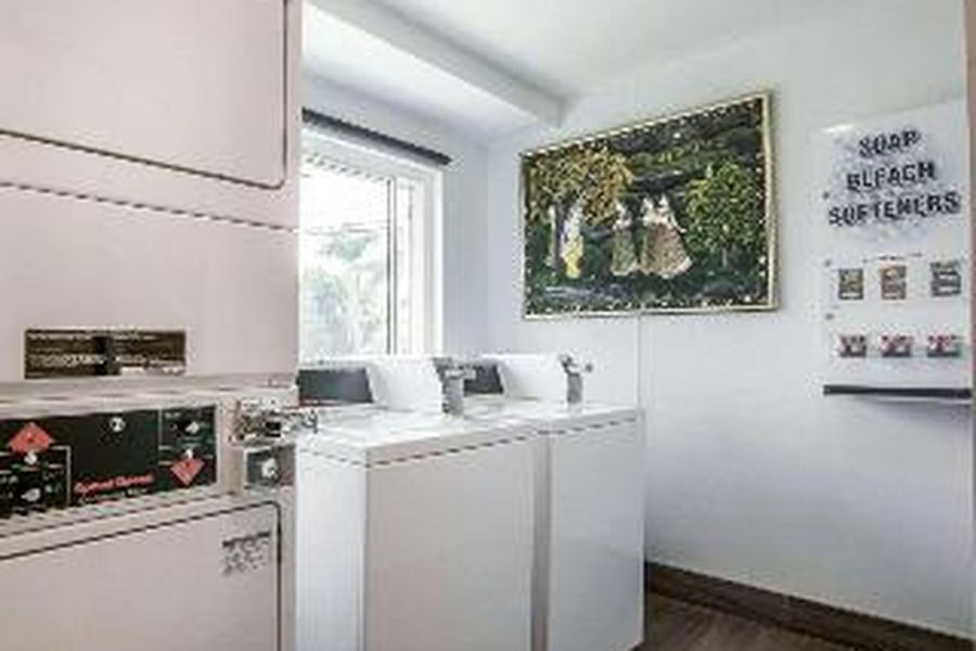 photo-1