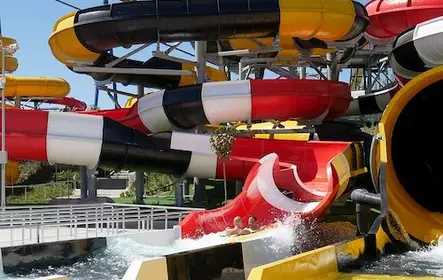 Parque Warner Beach Madrid: Day Trip from Madrid