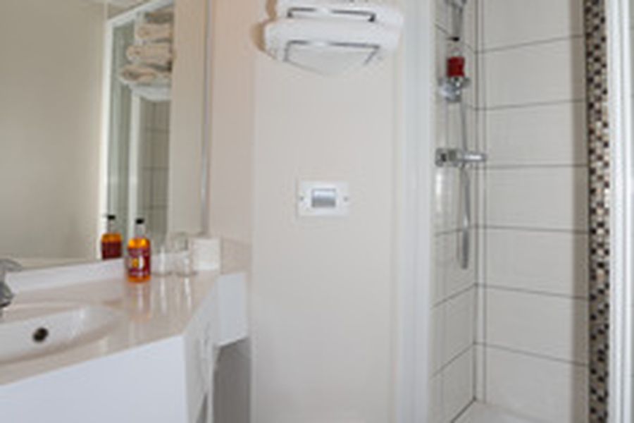 photo-1