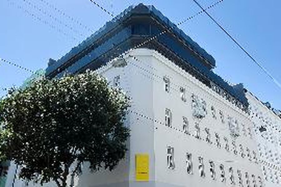 photo-0