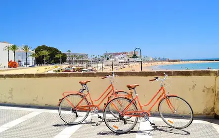 Passeio de bicicleta guiado por Cádiz